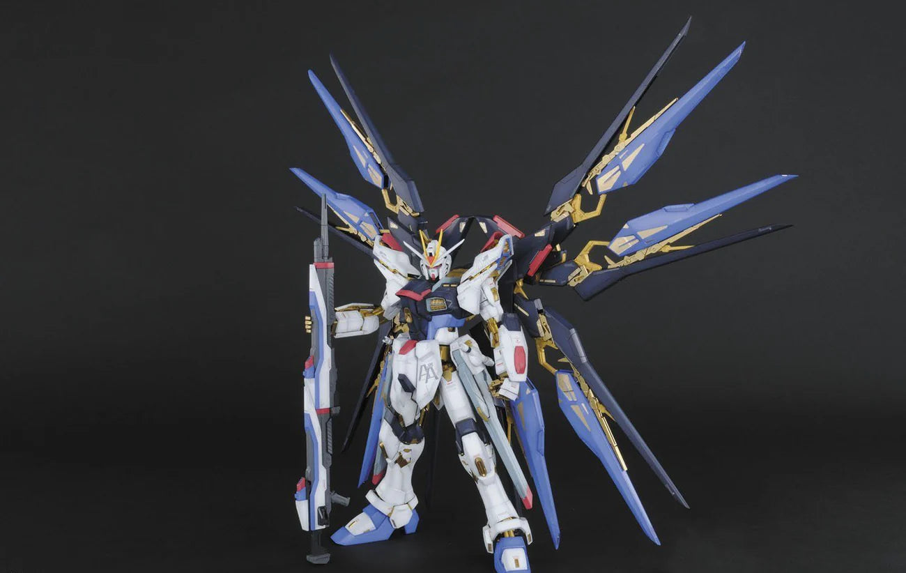 Bandai PG 1/60 Strike Freedom Gundam