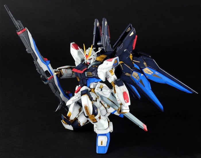 Bandai PG 1/60 Strike Freedom Gundam