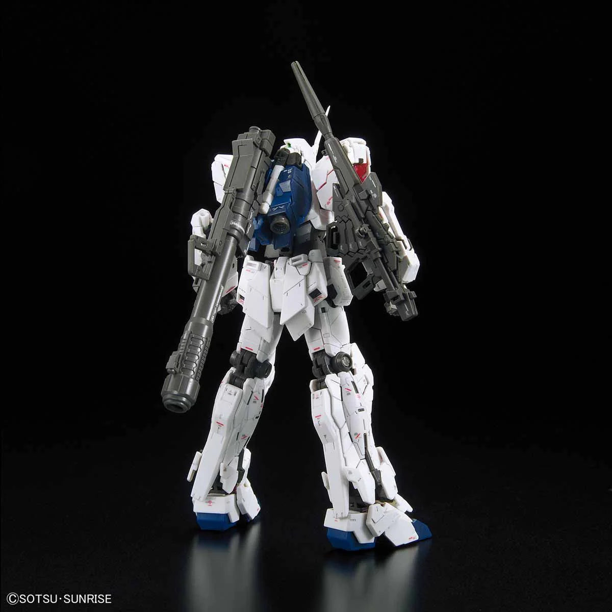 Bandai RG Gundam Unicorn Real Grade 1:144 Scale Model Kit